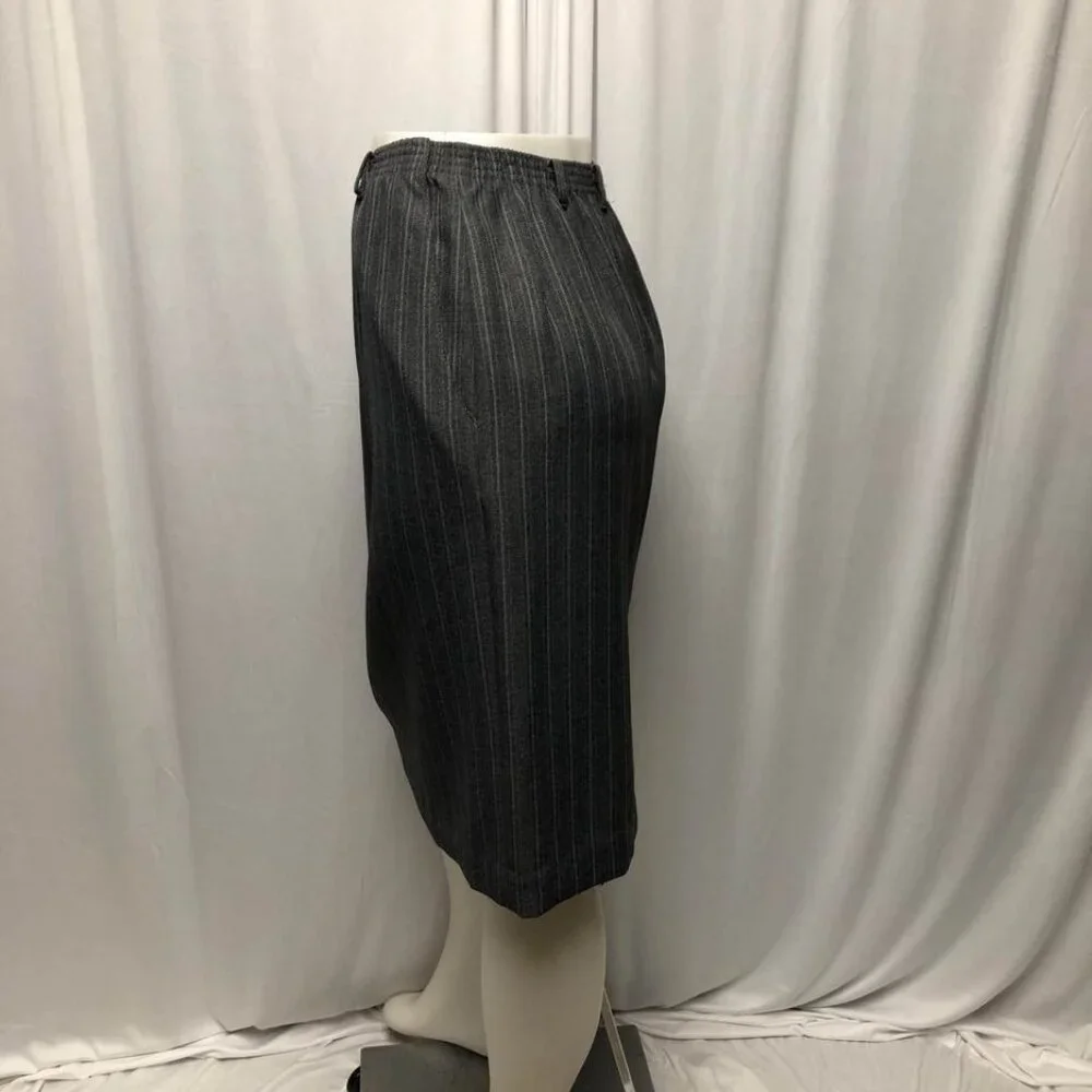 Alfred Dunner Skirt Womens Size 14 Petite Gray Pinstripe Pockets A Line Office